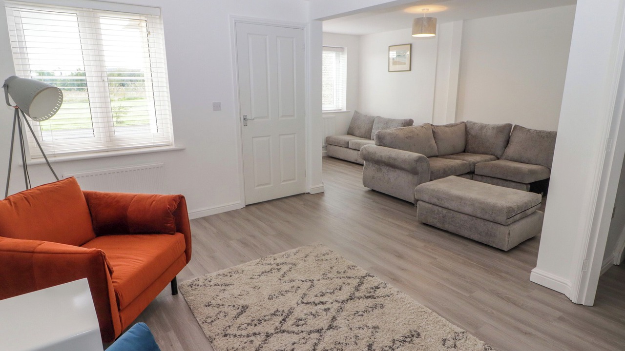 Photo of Livingroom in Crynant