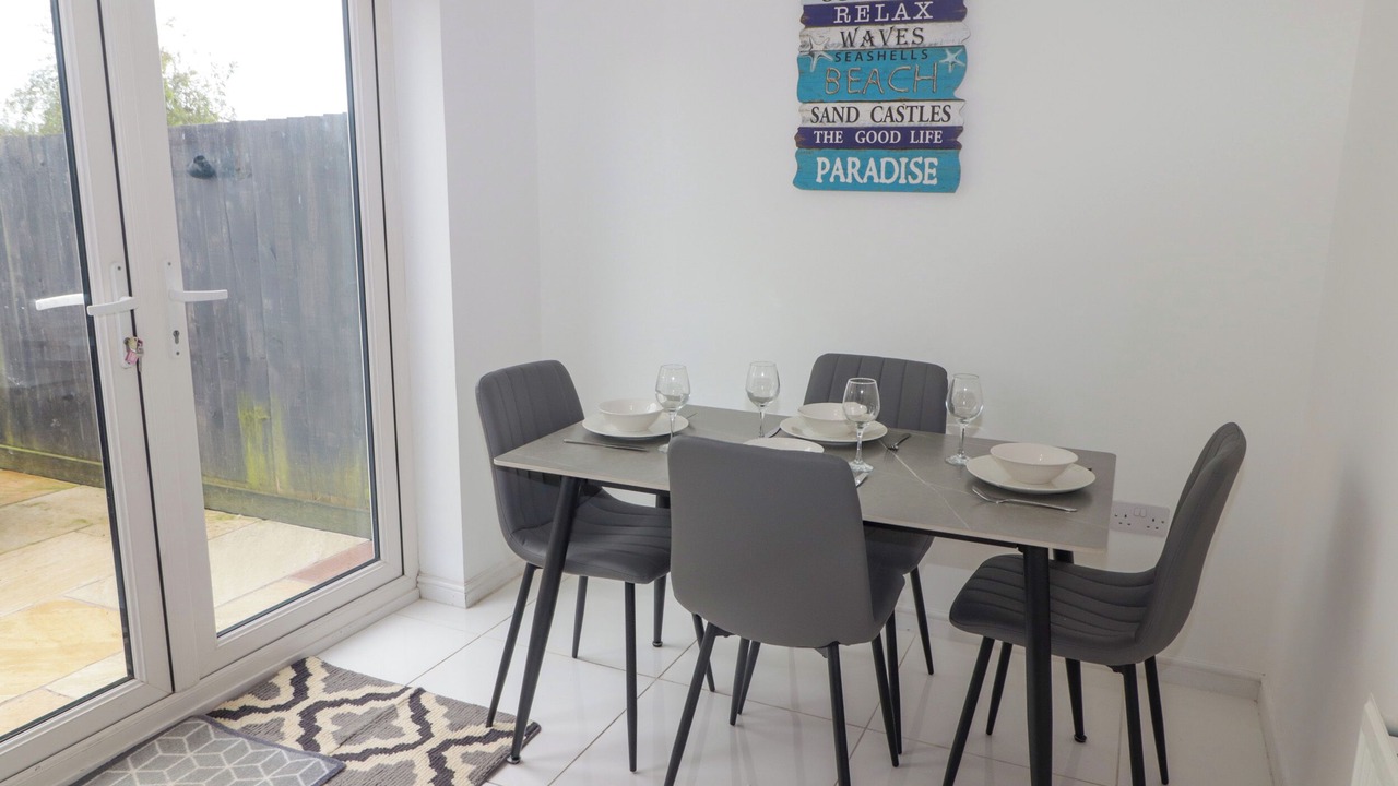 Photo of Others in Crynant