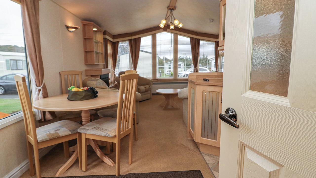 Photo of Others in Denny