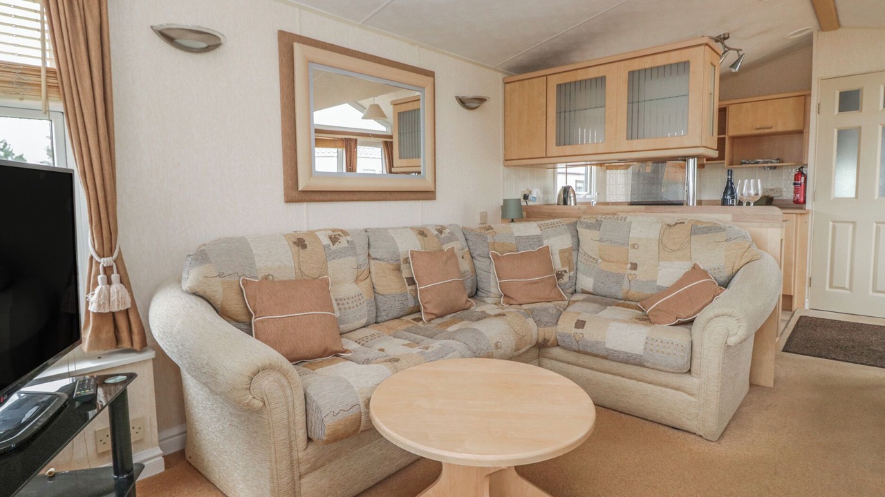 Photo of Others in Denny