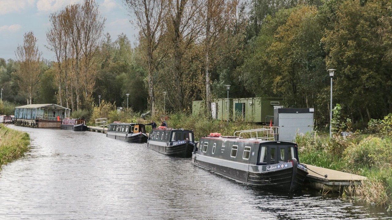 Photo of Others in Denny