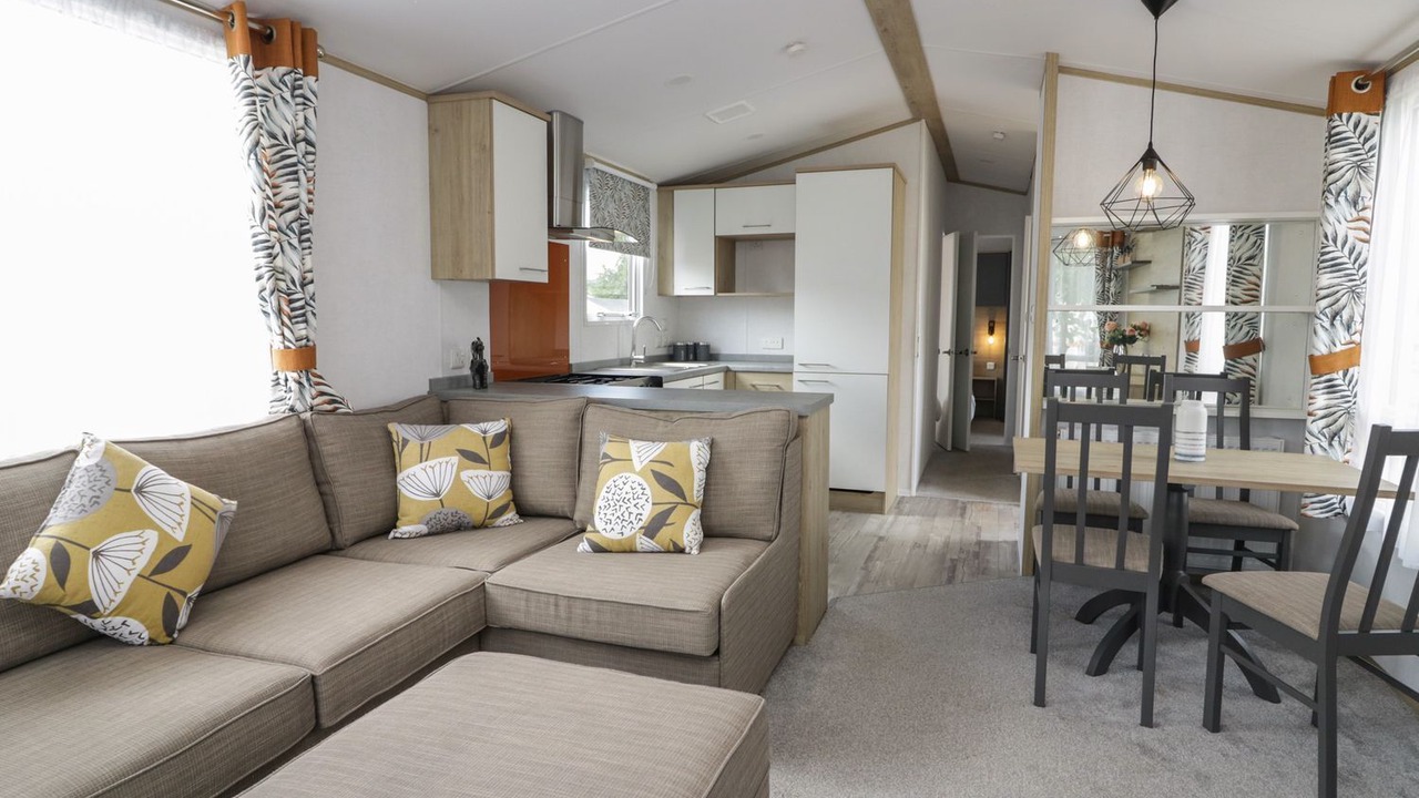 Photo of Others in Denny