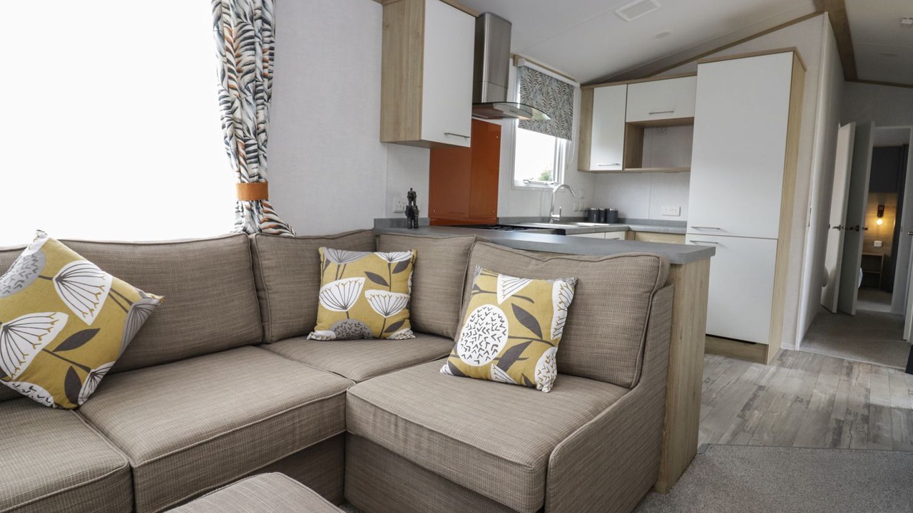 Photo of Others in Denny