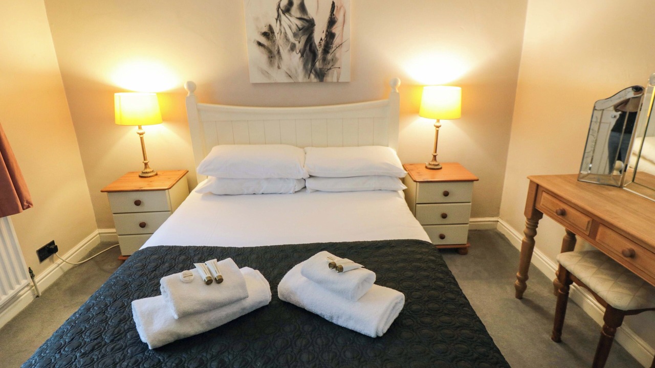 Photo of Others in Cropton