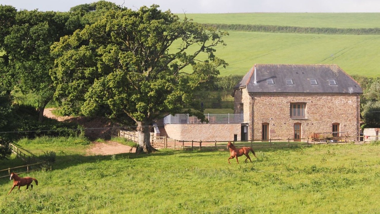 Photo of Outdoor in Washbourne