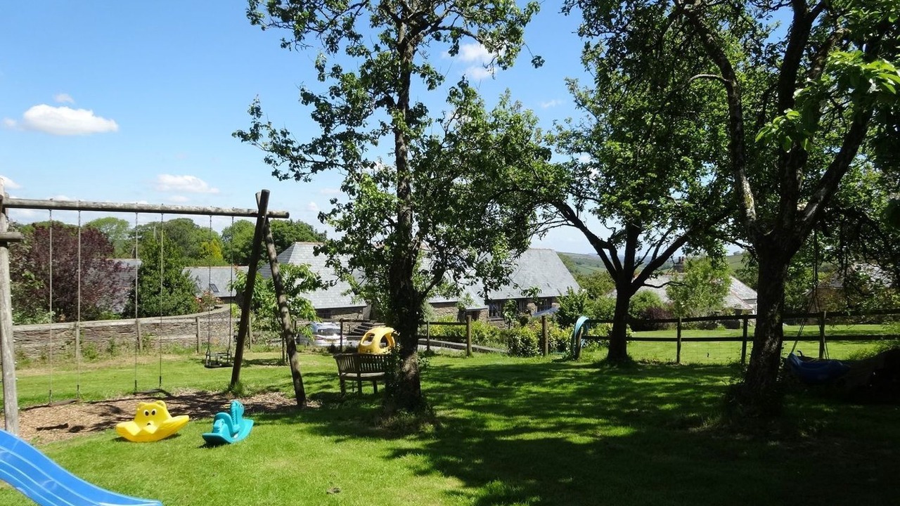 Photo of Others in Washbourne