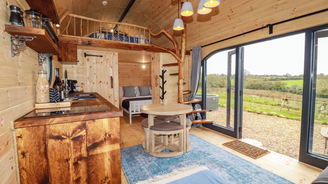 Photo of Others in Mabe