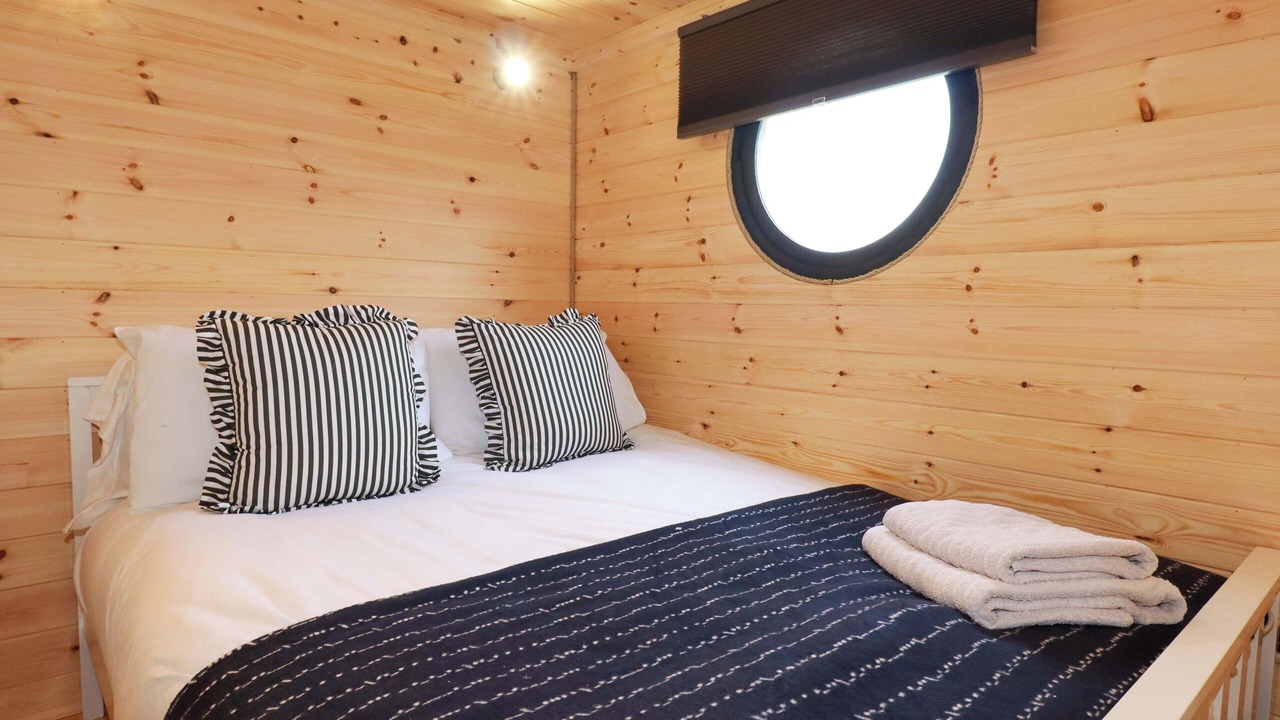 Photo of Others in Mabe