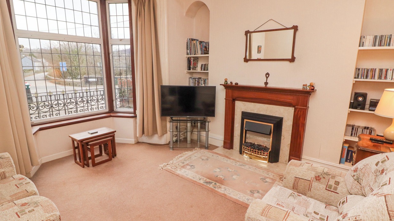 Photo of Livingroom in Gorseinon