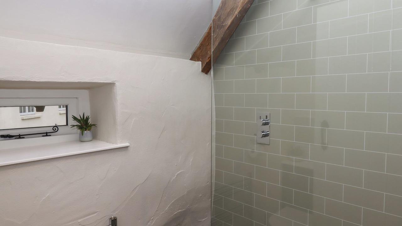 Photo of Others in Broadwoodkelly