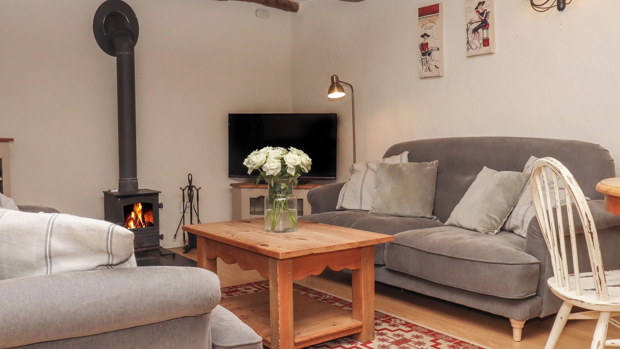 Photo of Livingroom in Broadwoodkelly