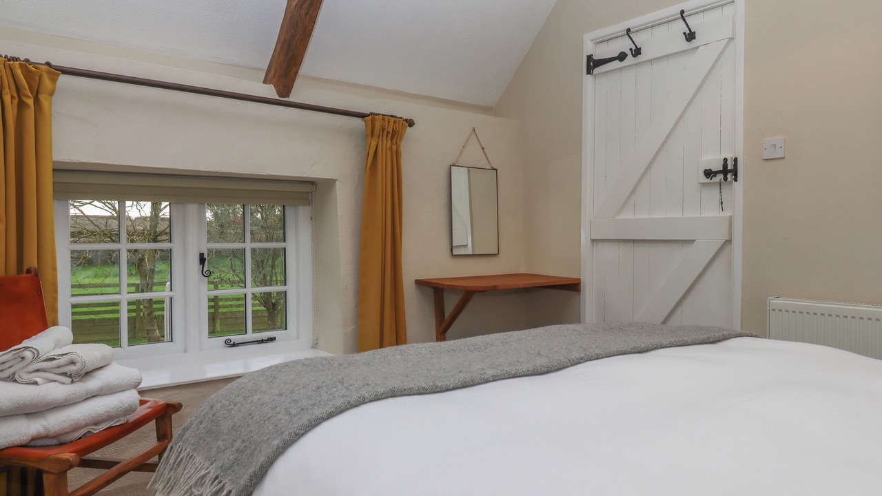 Photo of Others in Broadwoodkelly