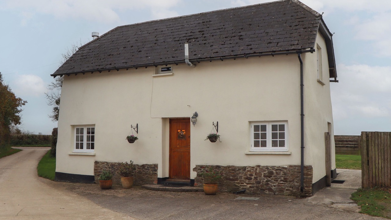 Photo of Outdoor in Broadwoodkelly