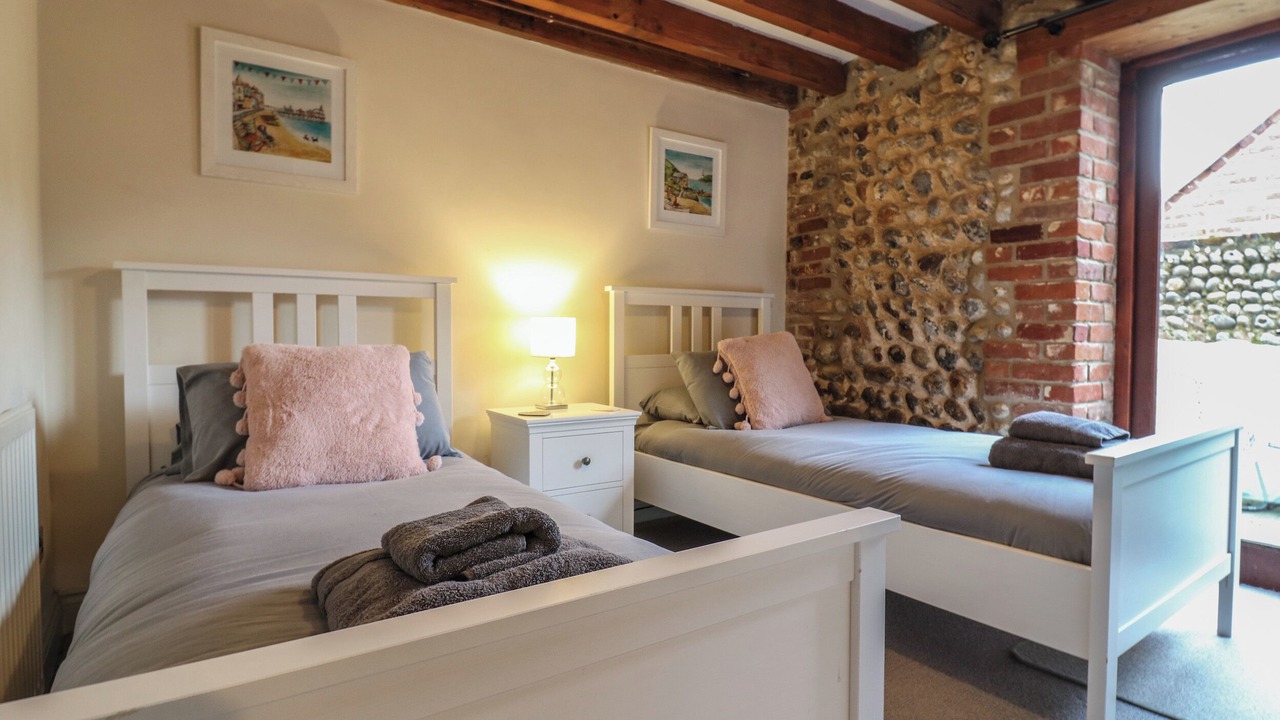 Photo of Others in Cromer