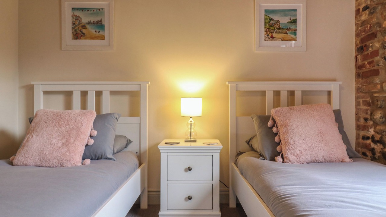 Photo of Others in Cromer