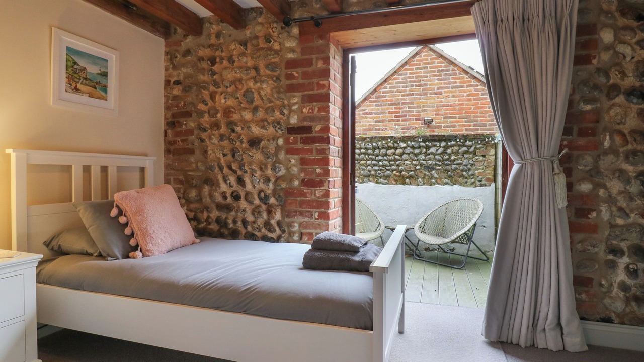 Photo of Others in Cromer