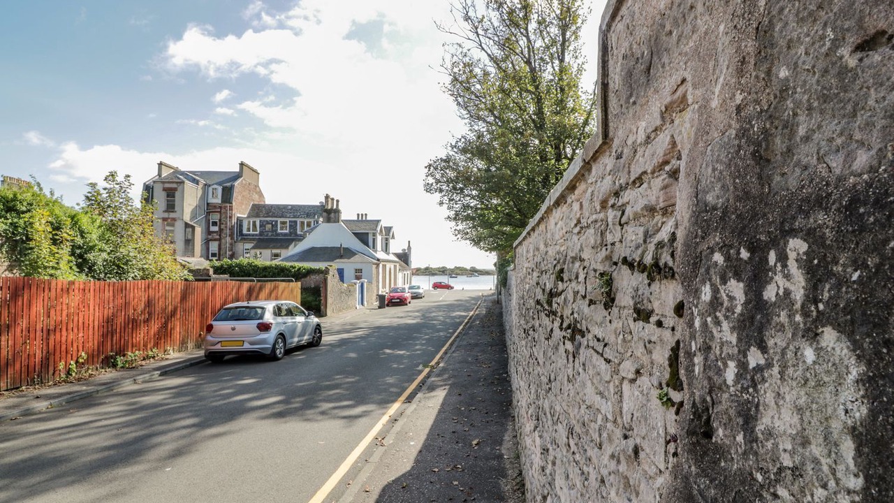 Photo of Others in Millport