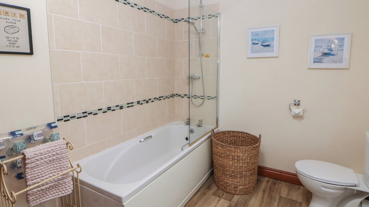 Photo of Others in Calwich