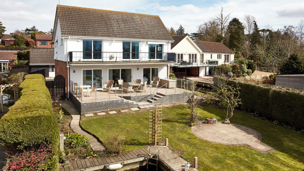 Photo of Outdoor in Horning