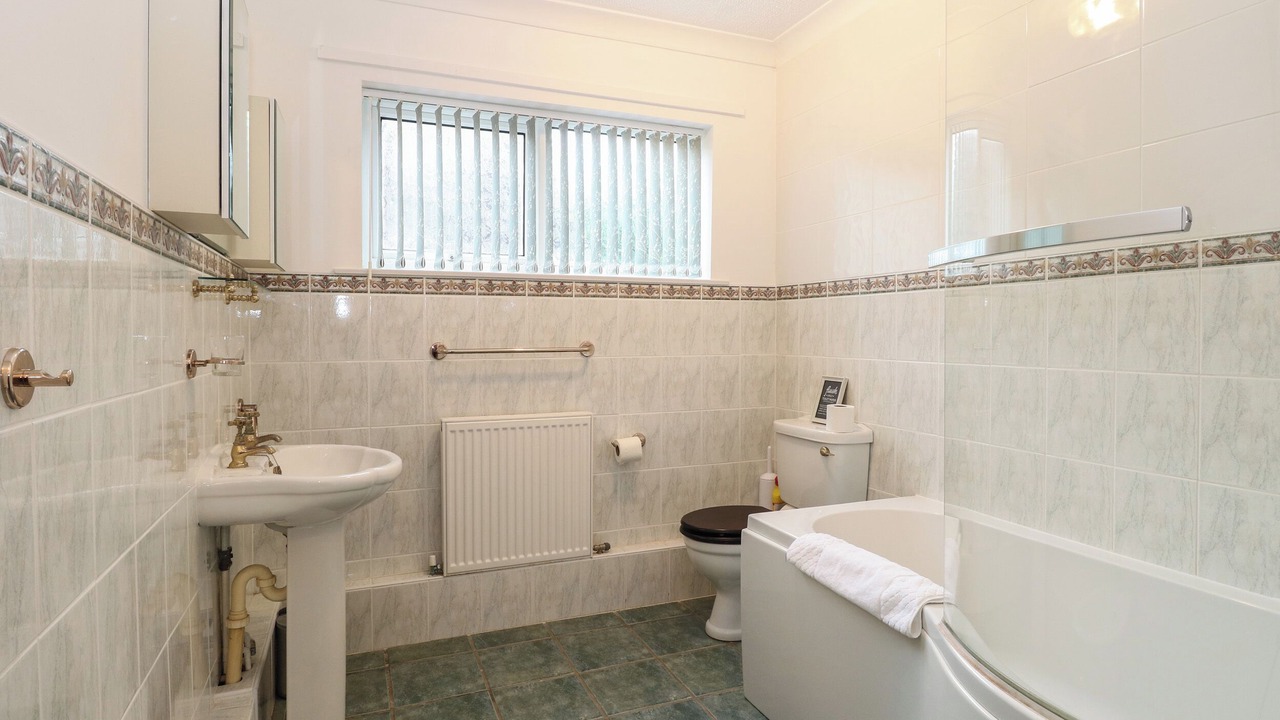 Photo of Others in Horning