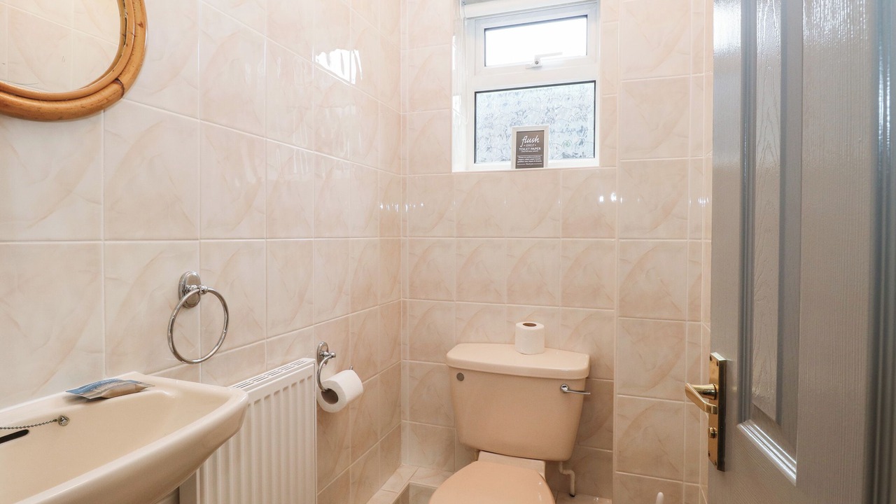 Photo of Others in Horning