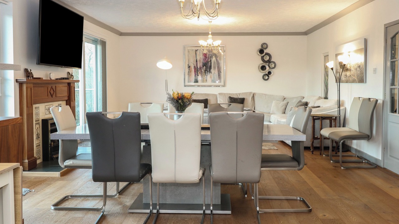 Photo of Others in Horning