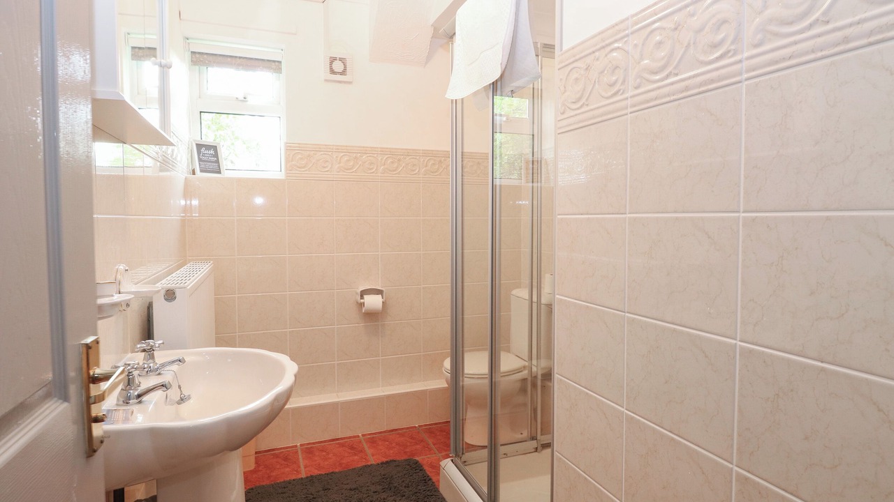 Photo of Others in Horning