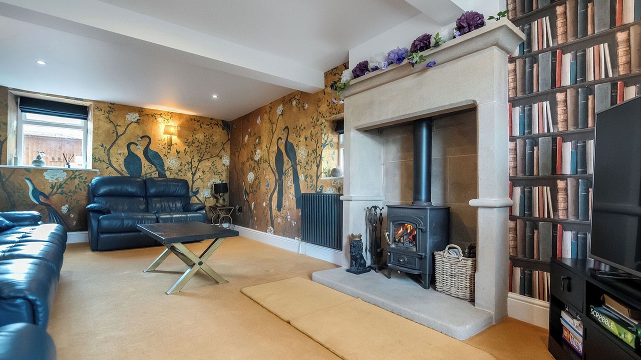 Photo of Others in Leek