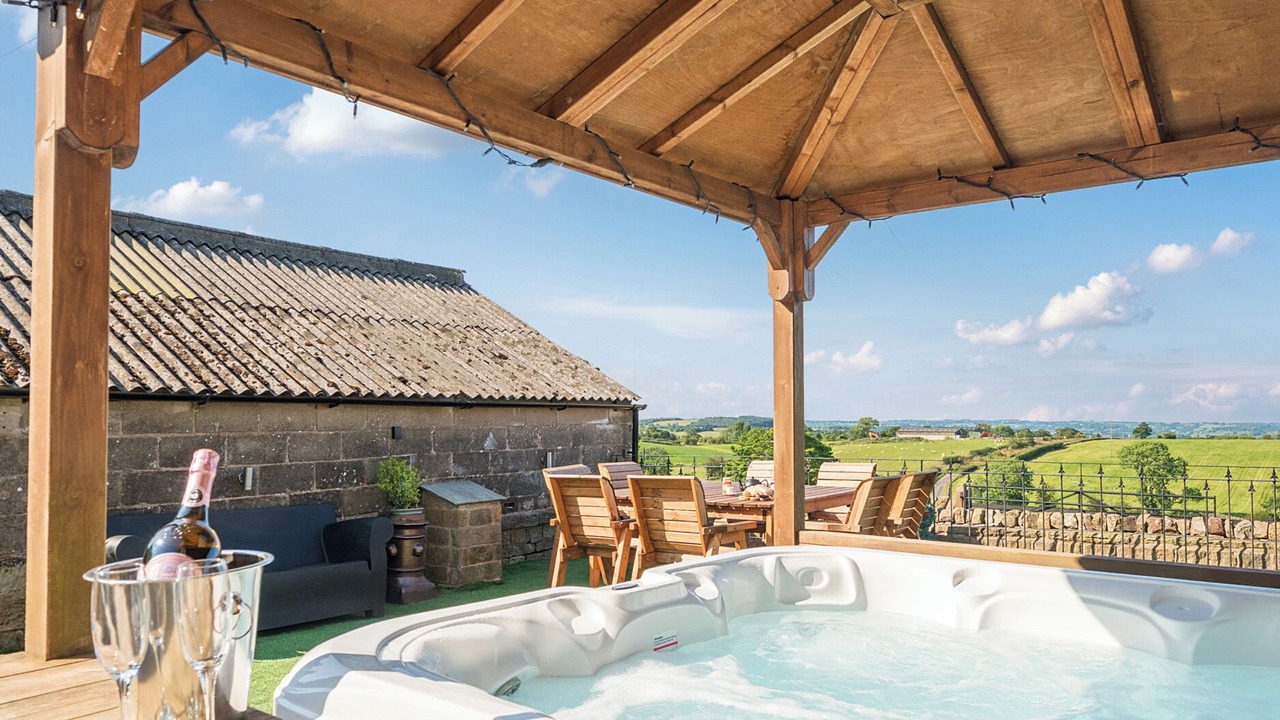 Photo of Others in Leek