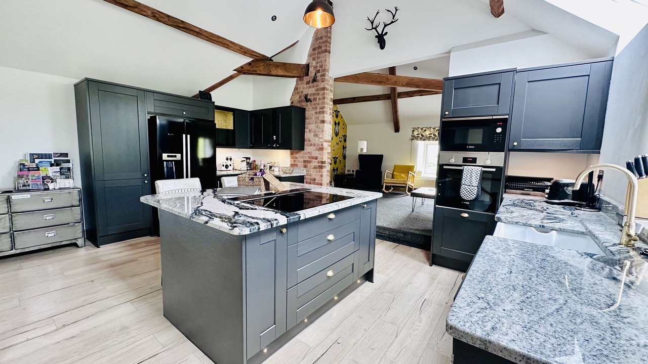 Photo of Others in Leek