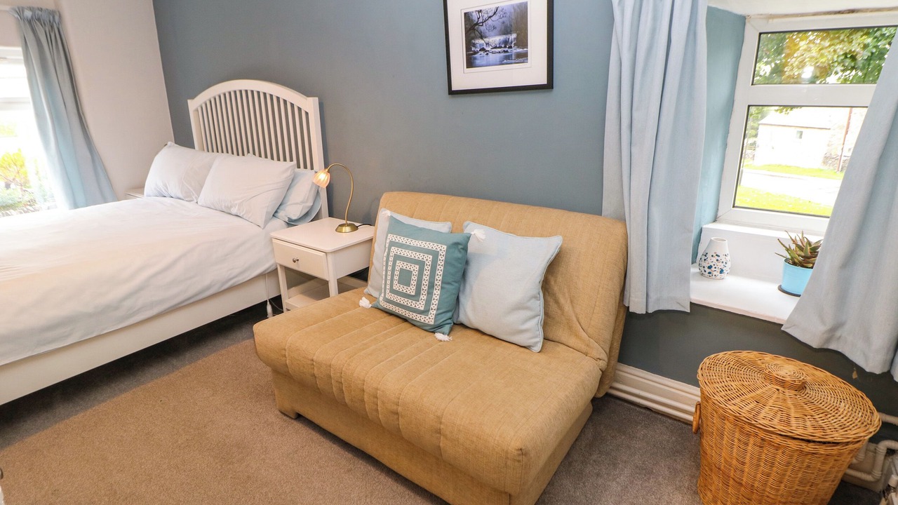 Photo of Others in Litton