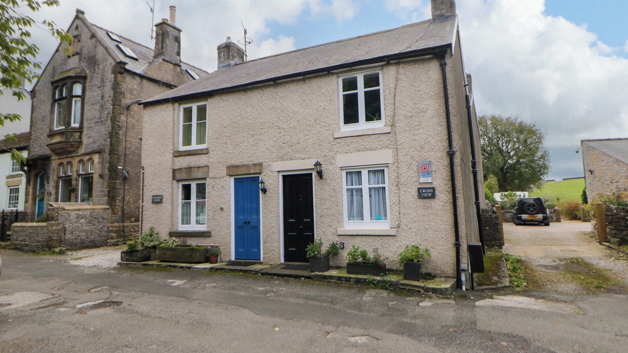 Photo of Outdoor in Litton