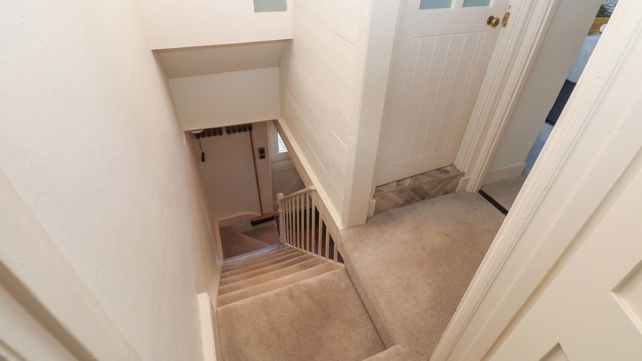 Photo of Others in Gweek