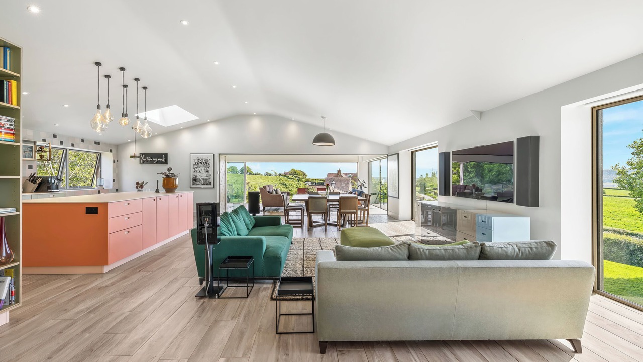 Photo of Livingroom in Eaton Mascott