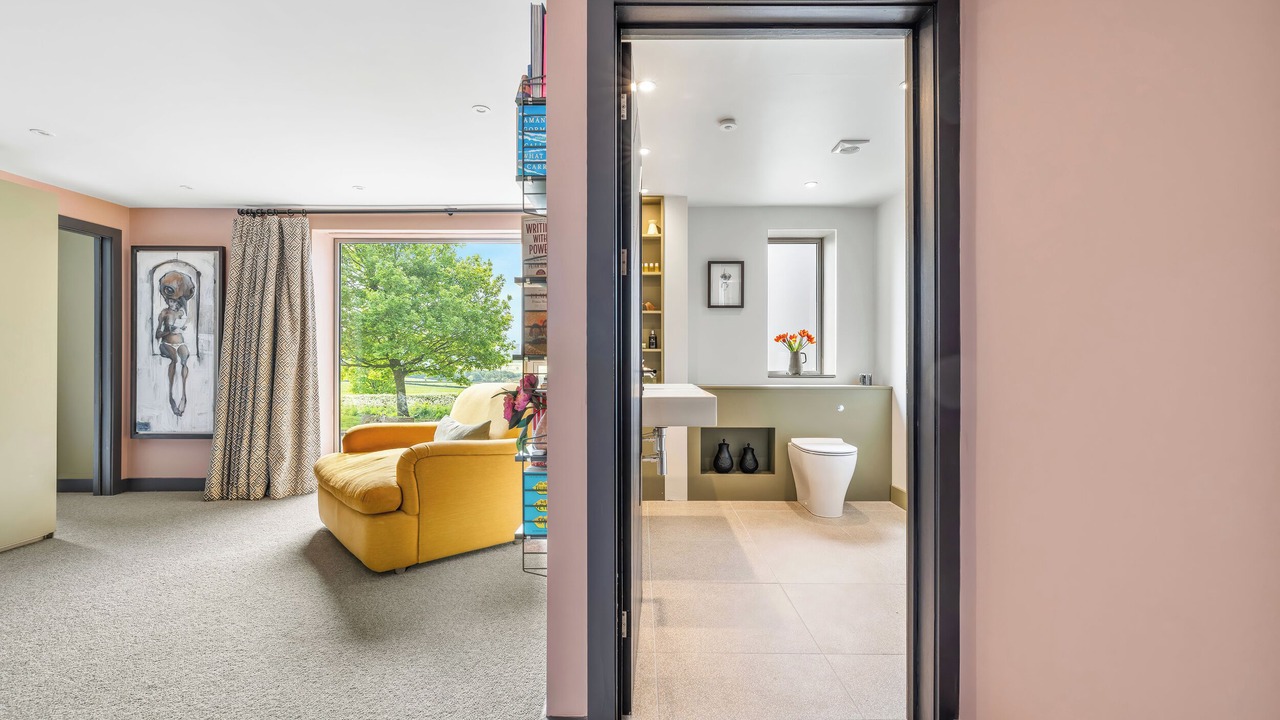 Photo of Others in Eaton Mascott