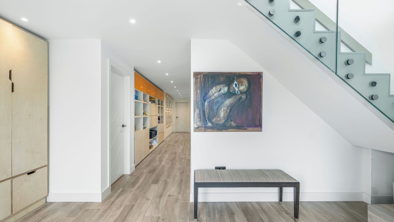 Photo of Others in Eaton Mascott