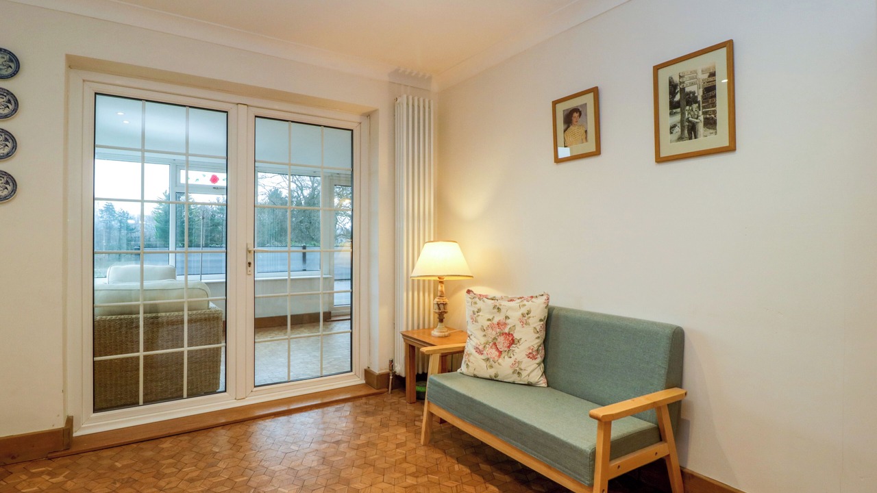 Photo of Livingroom in Lydney