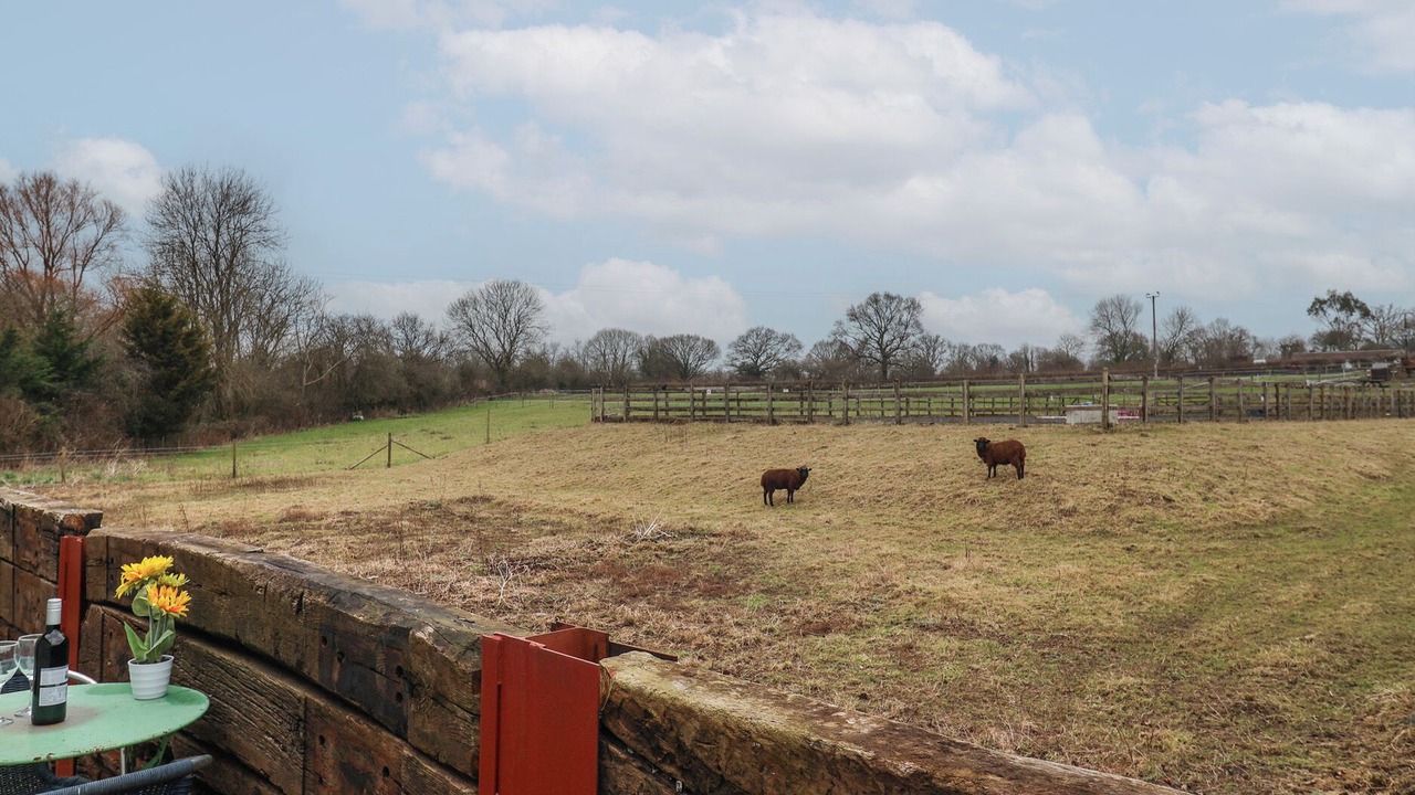 Photo of Outdoor in Chard