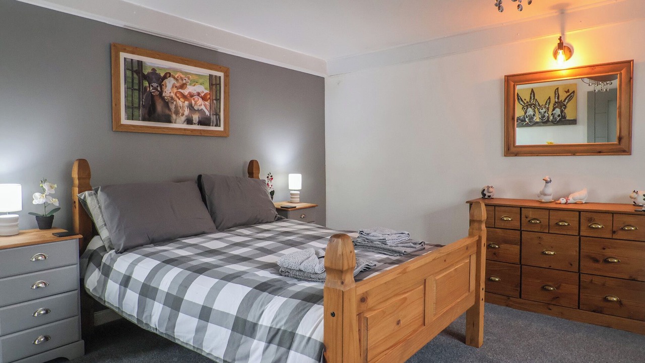 Photo of Others in Chard