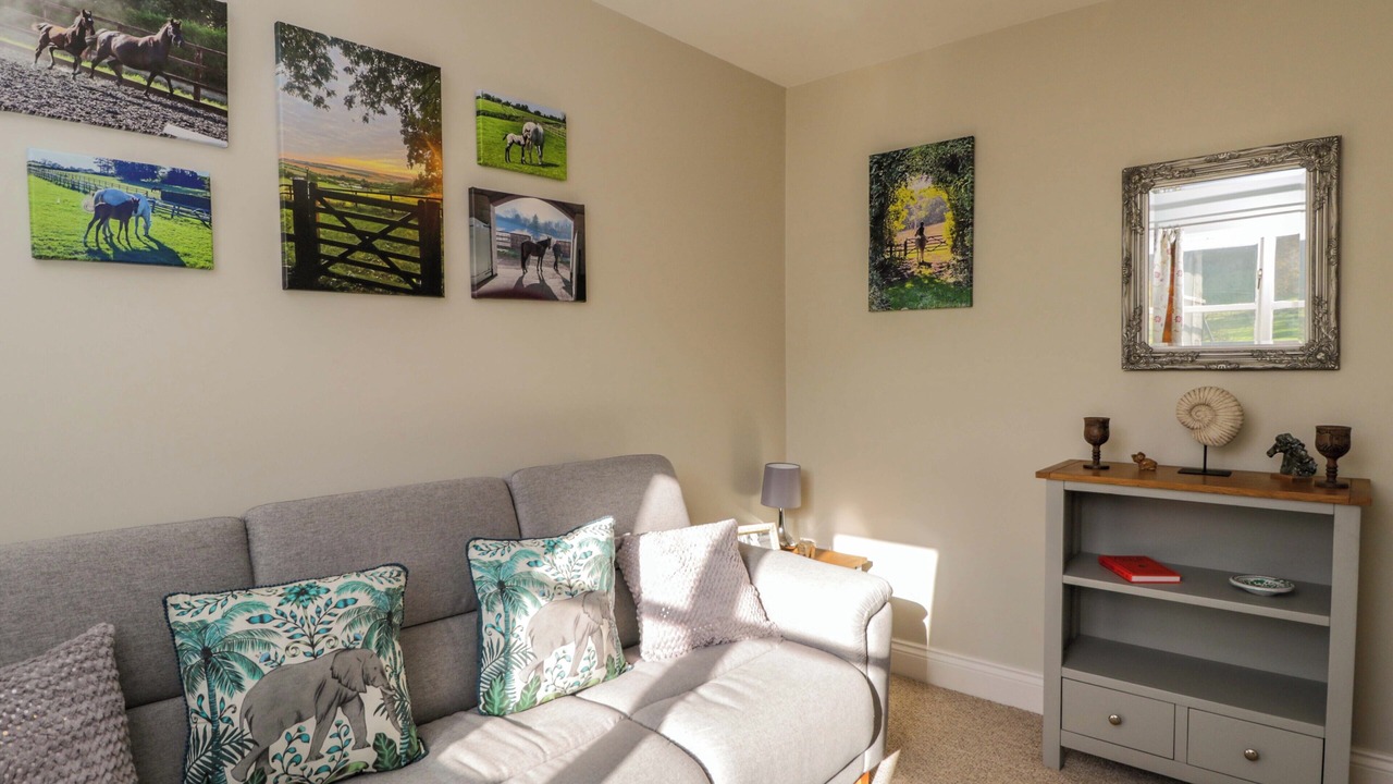 Photo of Livingroom in Teffont Evias