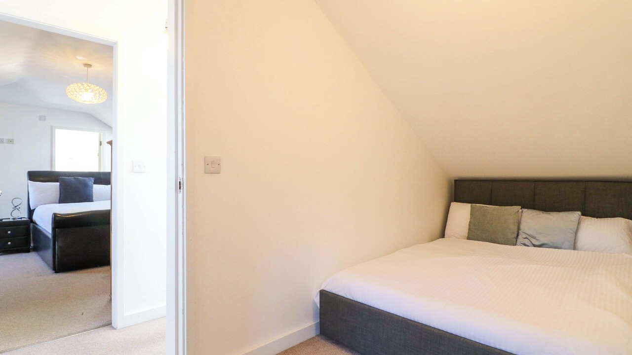 Photo of Others in Chesterfield