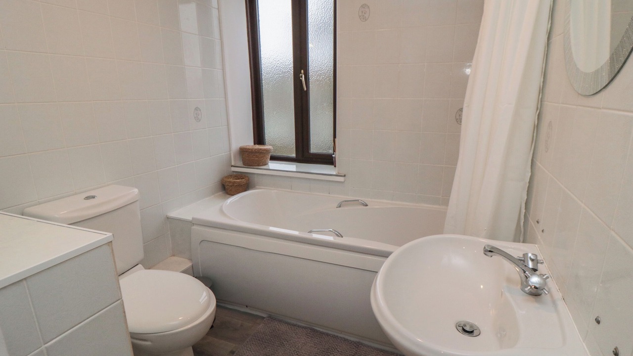 Photo of Others in Briggswath