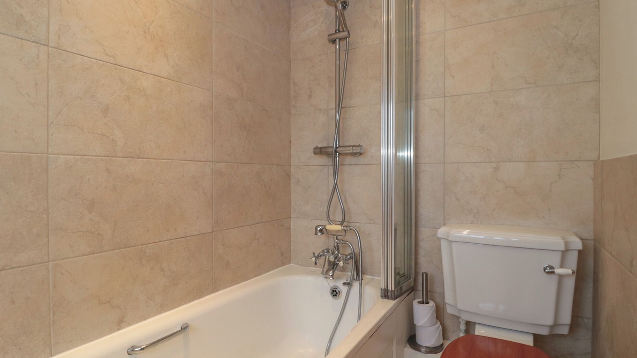 Photo of Others in Lechlade