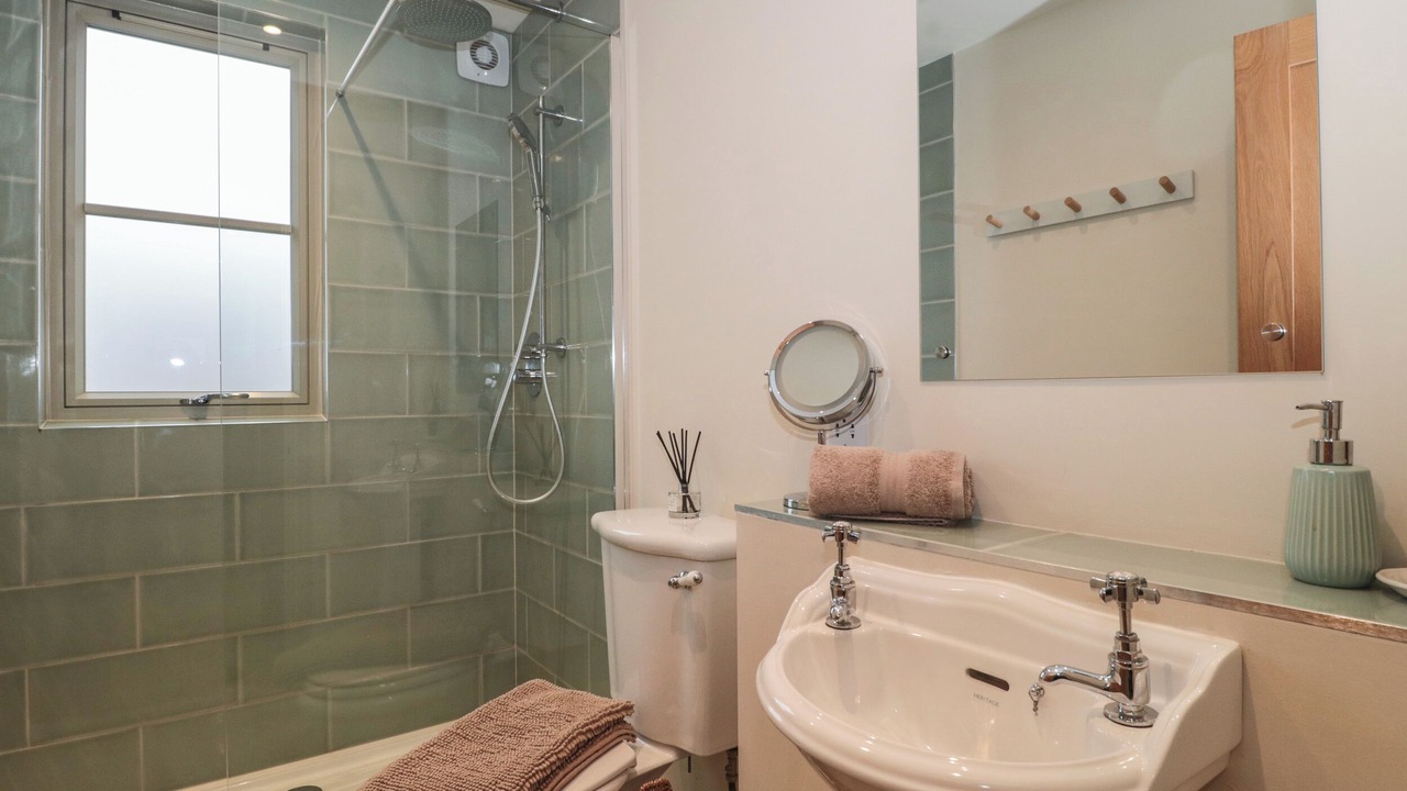 Photo of Others in Lechlade