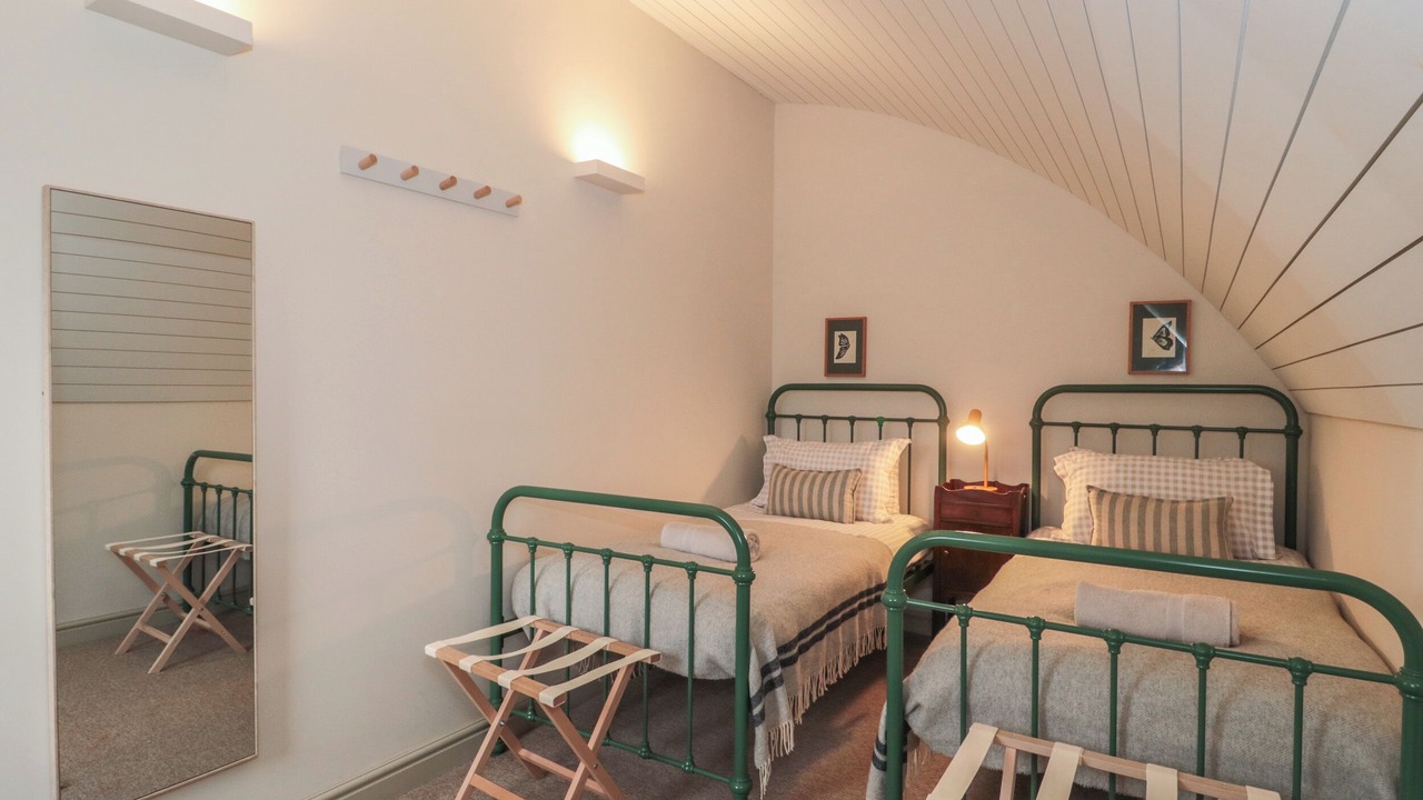 Photo of Others in Lechlade