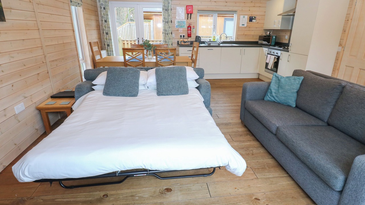 Photo of Others in Saddleworth