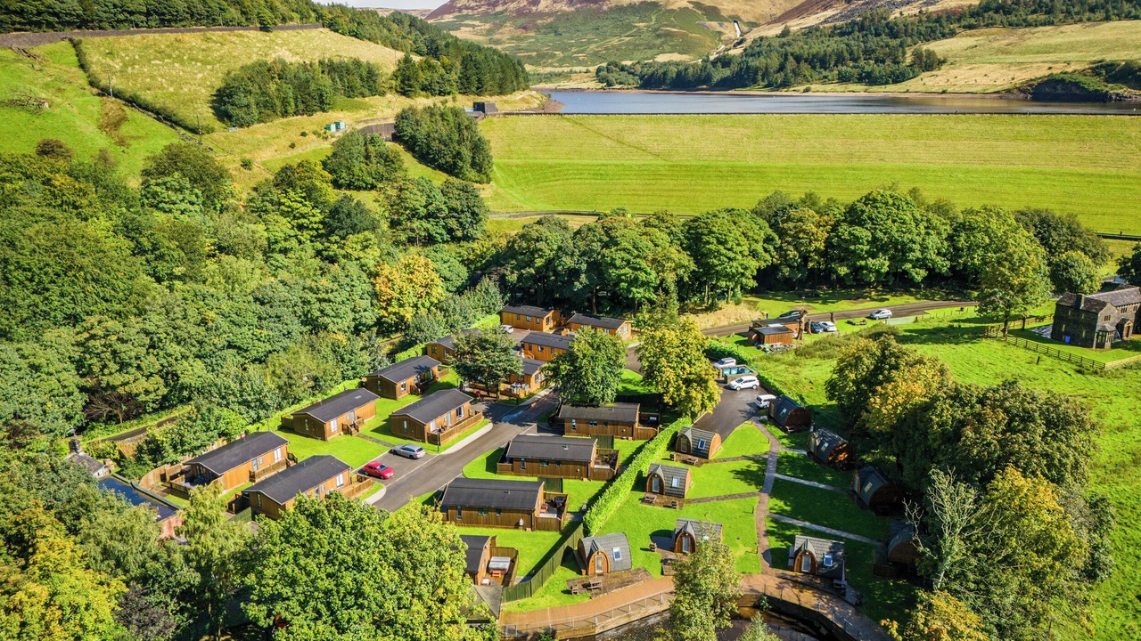 Photo of Others in Saddleworth