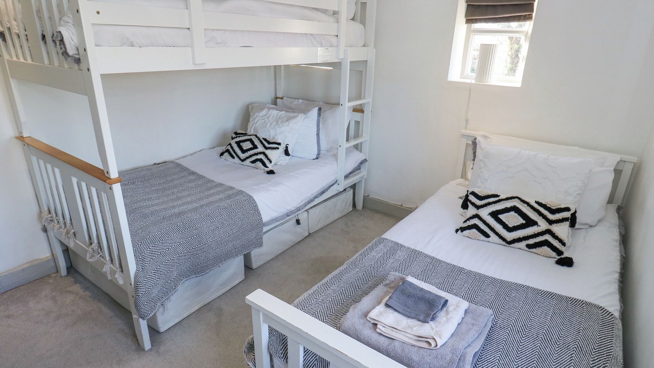 Photo of Others in Crigglestone