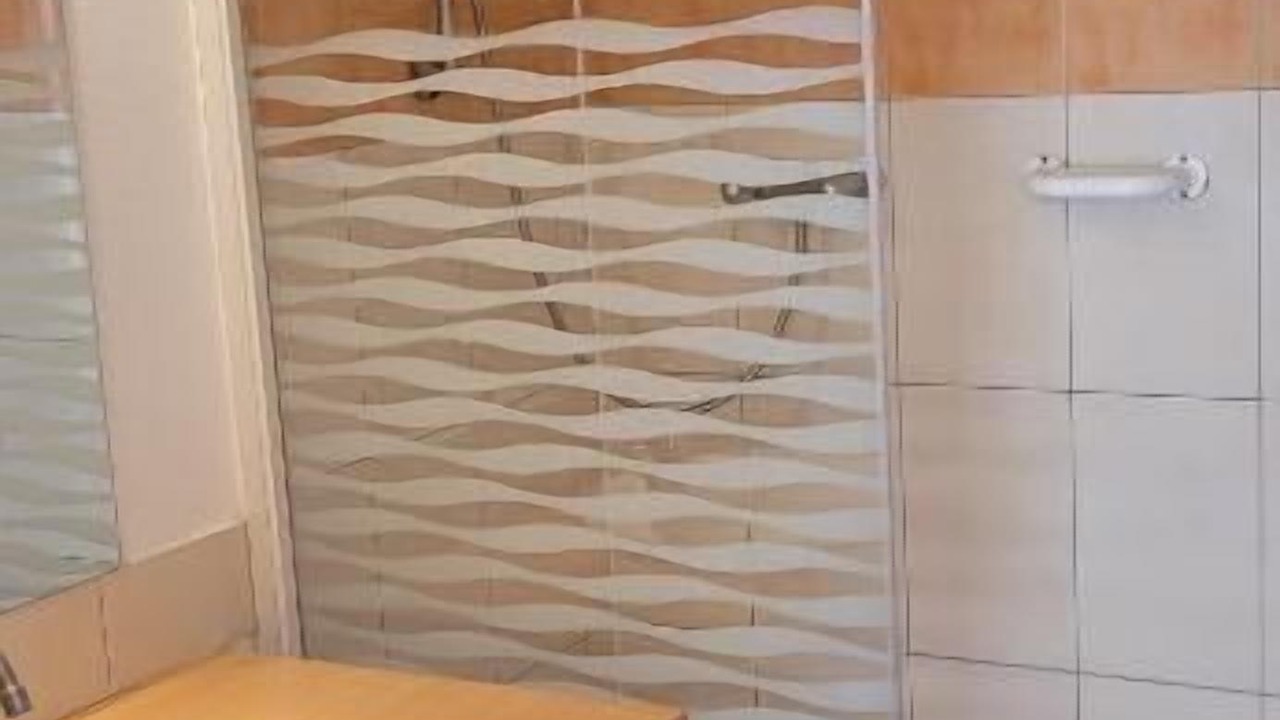 Photo of Bathroom in Lons-le-Saunier