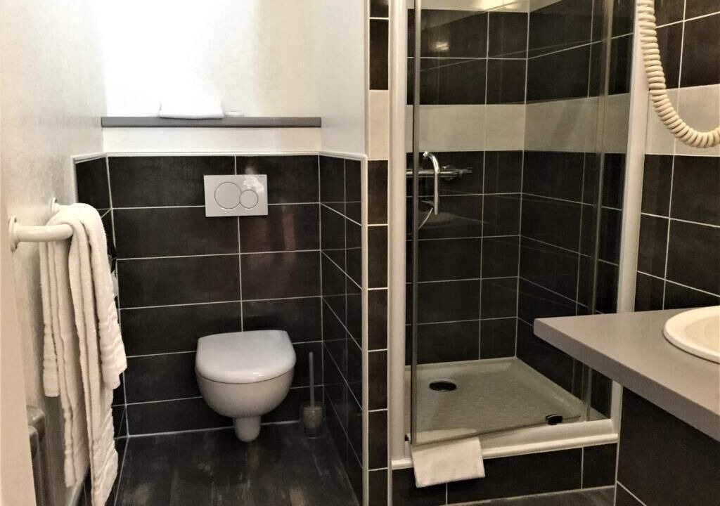 Photo of Bathroom in Lons-le-Saunier